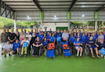 Pessoas com deficiência ou mobilidade reduzida podem utilizar cadeiras anfíbias na prainha de Porto Mendes