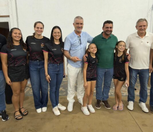 Prefeitura realiza entrega oficial de novos tapetes à Associação Rondonense de Ginástica Rítmica