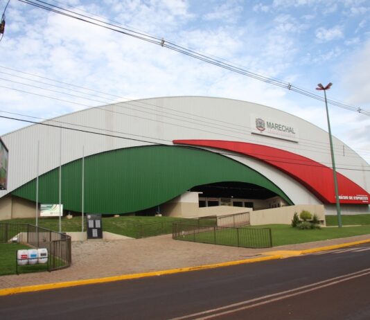 Jogo festivo nesta quinta-feira marca retorno do basquete ao Ginásio Ney Braga