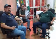 Projeto do 27º Torneio Internacional de Pesca à Corvina é apresentado ao prefeito Backes