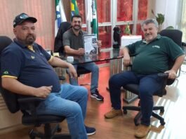 Projeto do 27º Torneio Internacional de Pesca à Corvina é apresentado ao prefeito Backes
